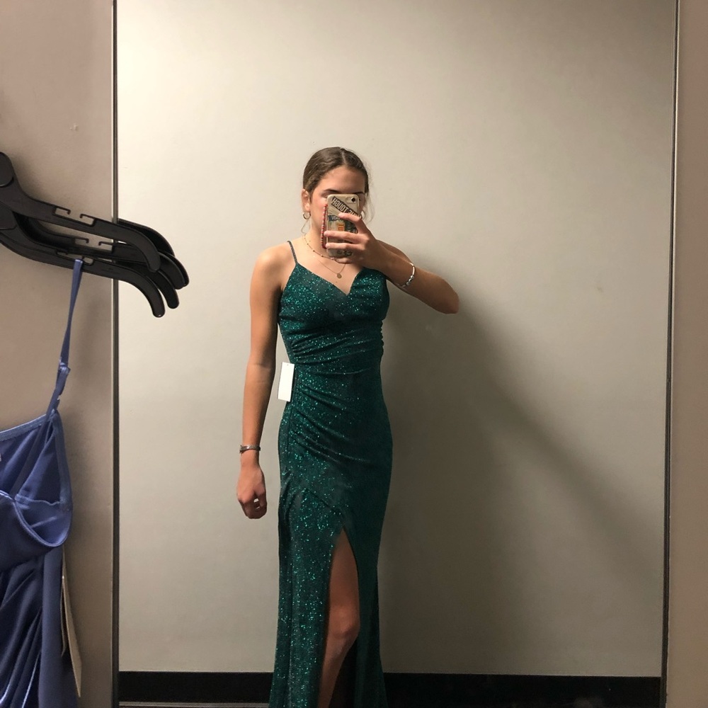 Stunning Emerald Green Prom Dress